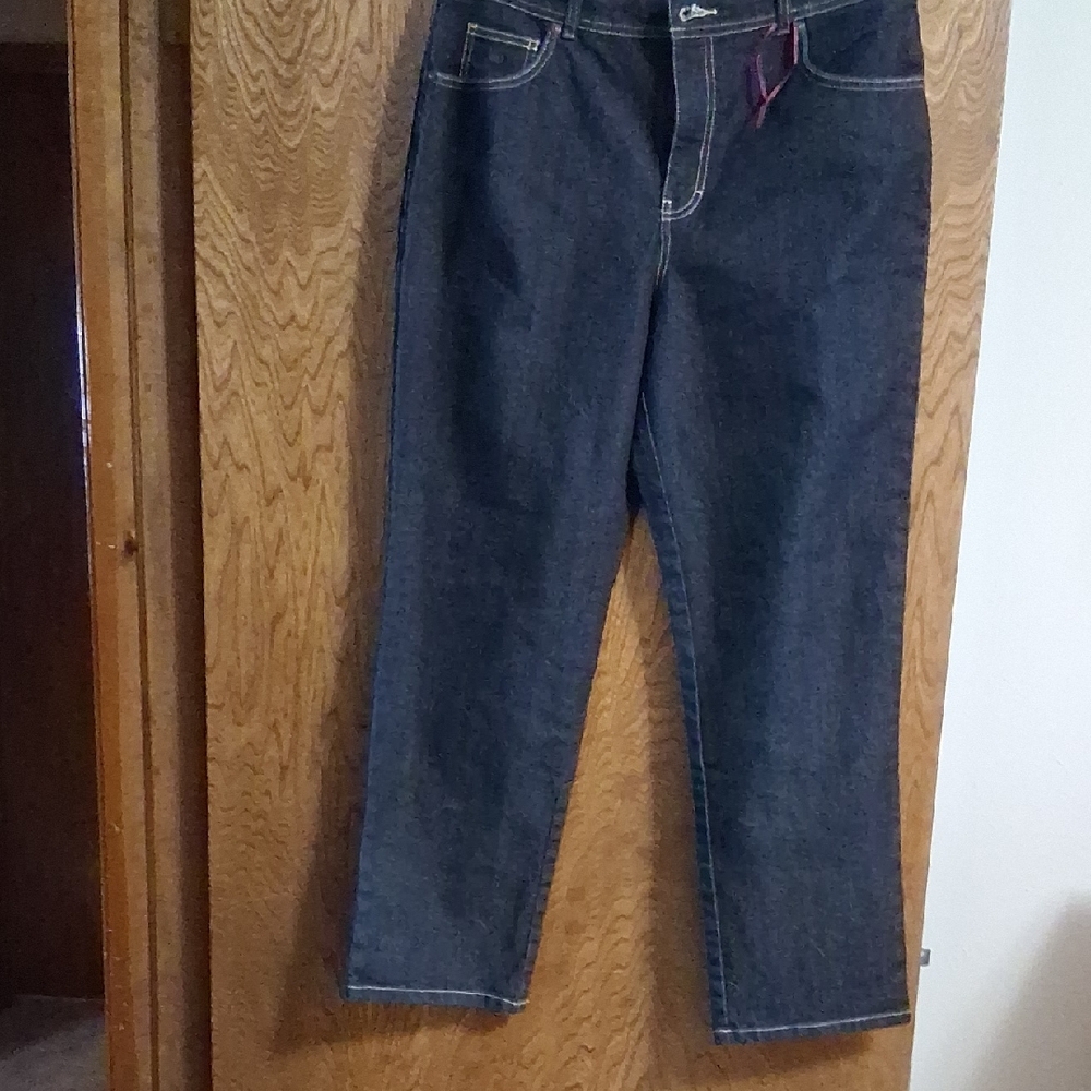 Gloria Vanderbilt Indigo Straight Leg Jeans
